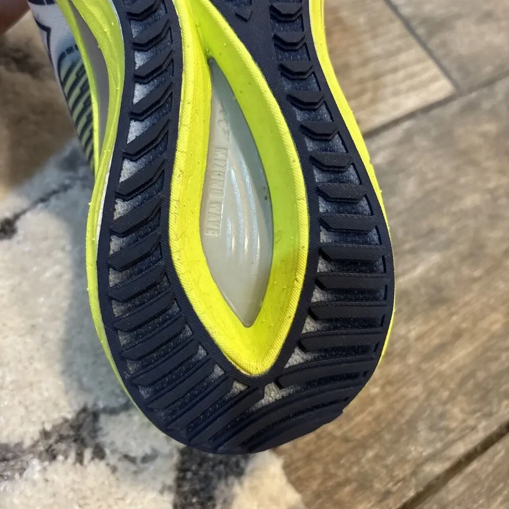 Mizuno Wave Rebellion Running Shoes Size 7